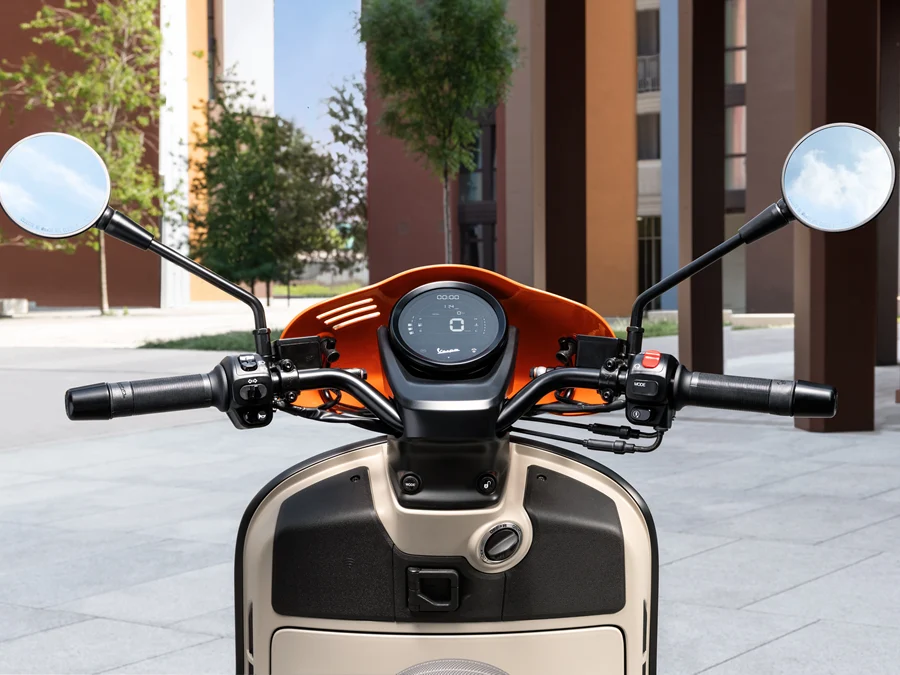 Motor Scooter: Şehir İçi Ulaşımda Hareket Özgürlüğünüzü Geri Kazanın!
